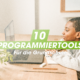 Junge am Rechner - 10 Programmiertools für die Grundschule